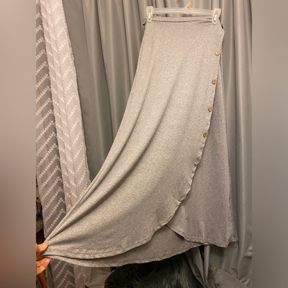 LoveU.Dear Womens Front/back or side Tie wrap maxi high low Skirt Size S NWOT